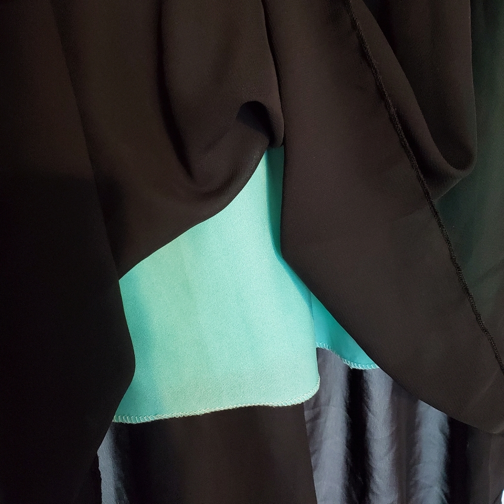 Dress - Picture 7 of 7